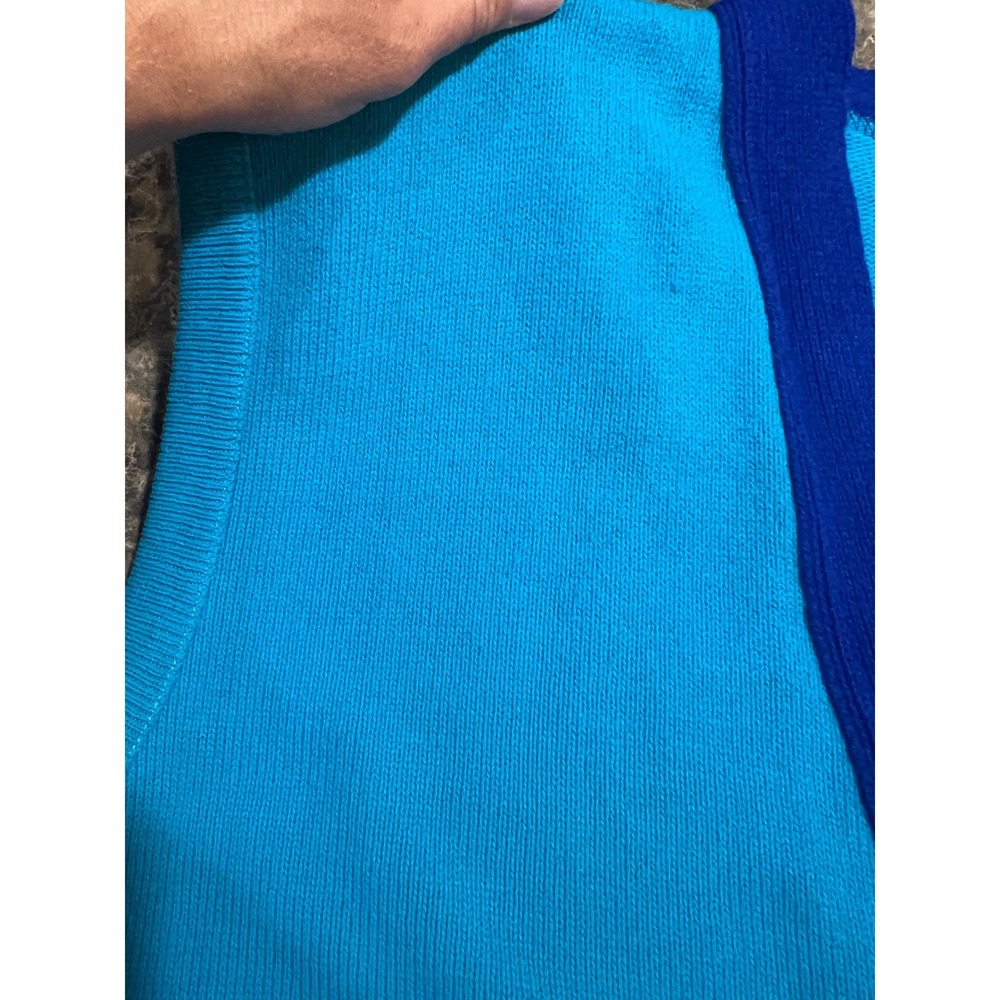 Vintage Disney Store Cast Member Blue V-Neck Sweater Vest Disney Imagemaker 90s - Picture 8 of 10